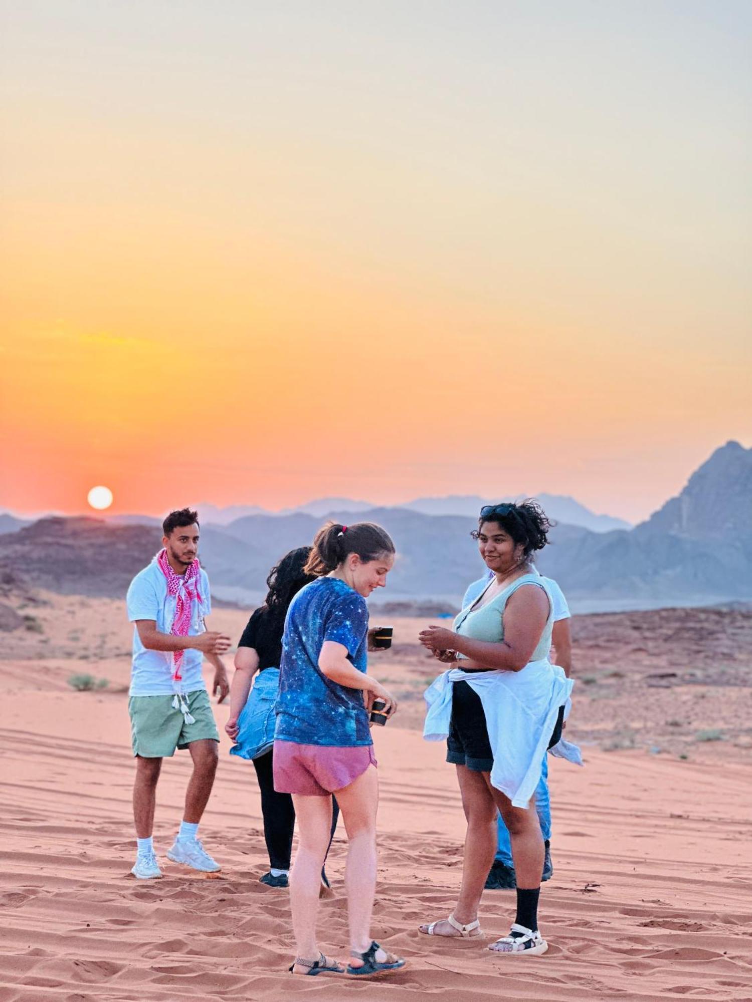 Sunset Dreams Camp Daire Ram Vadisi Dış mekan fotoğraf